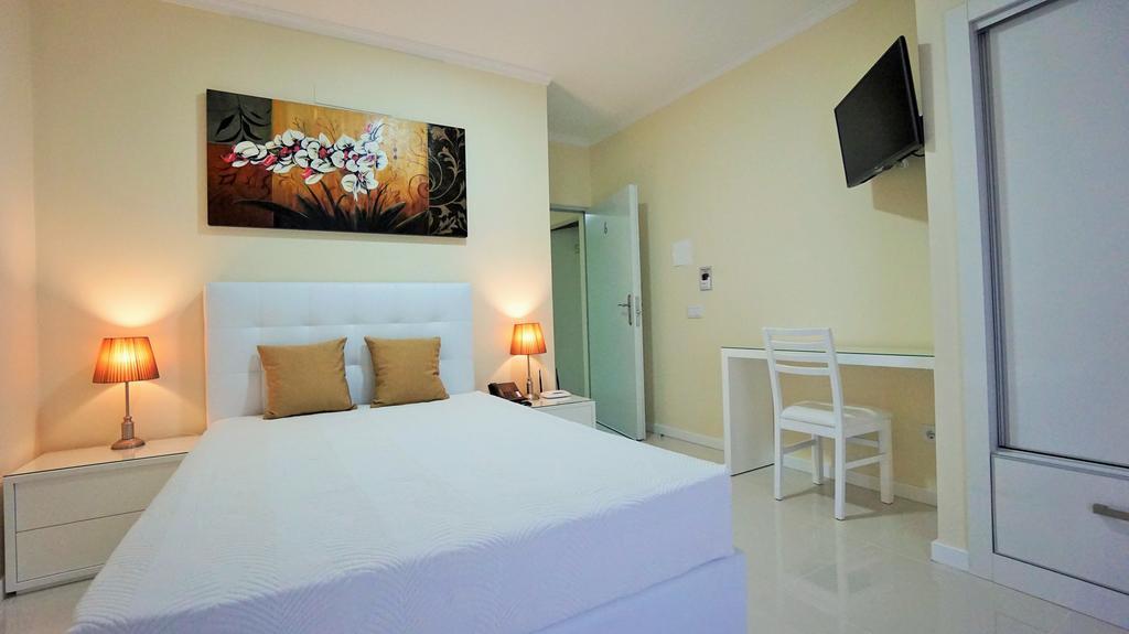 Sao Francisco Accommodation ฟุงชาล ห้อง รูปภาพ